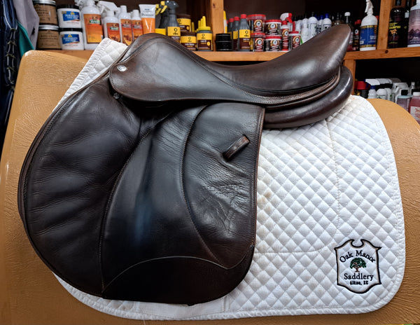 Voltaire Stuttgart 17" Saddle