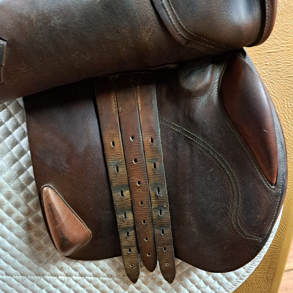 Devoucoux Biarritz 17" Jump Saddle