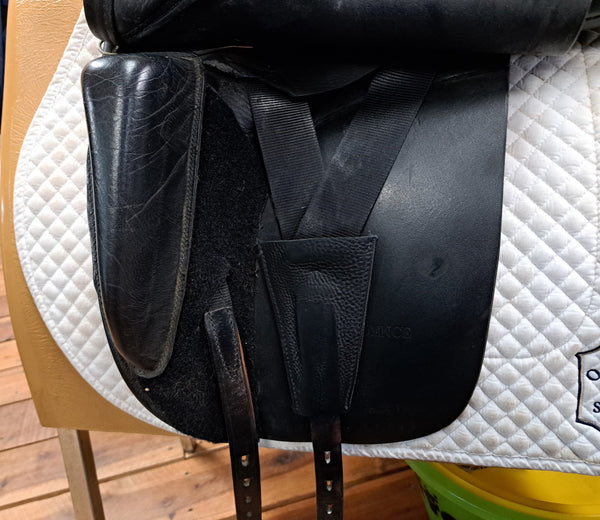 Black Country Eloquence Dressage Saddle - 18.5"