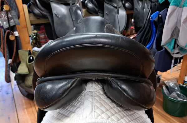 Custom Saddlery Wolfgang Solo Dressage Saddle - 17”