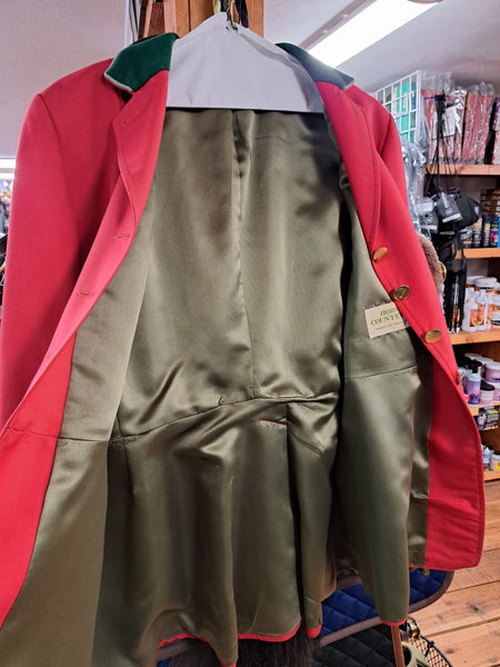 Horse Country Ladies Scarlet Hunt Coat Size 44