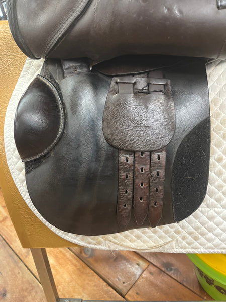 Sheleese Douvoir Close Contact Jump Saddle 17.5"