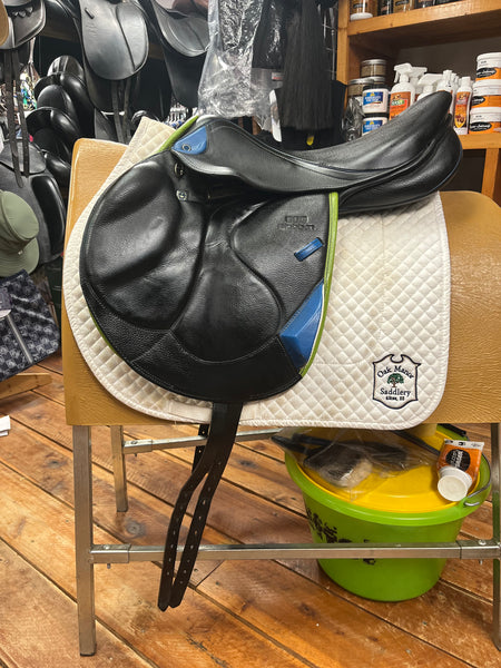 SOLD Stubben Zaria Monoflap Jump Saddle - 17.5" Custom Green and Blue PipinG SOLD