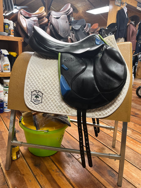 SOLD Stubben Zaria Monoflap Jump Saddle - 17.5" Custom Green and Blue PipinG SOLD