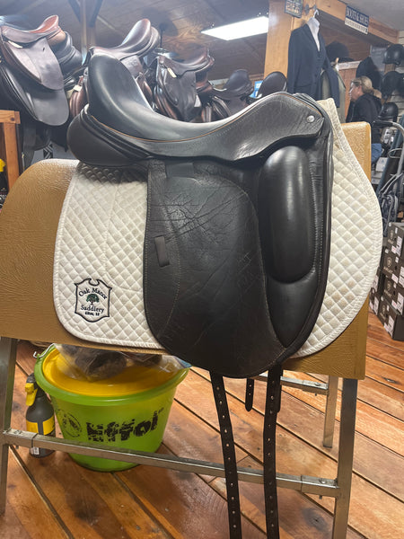 Custom Saddlery Advantage Monoflap Dressage Saddle - 17.5"