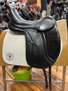 2022 Maxflex Bella Dressage Saddle - 18"